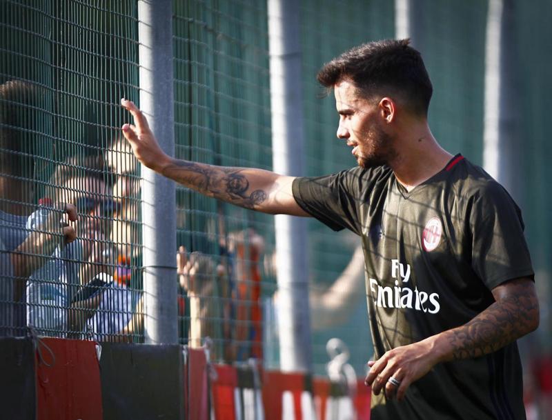 Suso: “Resto al Milan a lungo. Juventus? Se segno a Buffon torno a piedi” Suso: “Resto al Milan a lungo. Juventus? Se segno a Buffon torno a piedi”