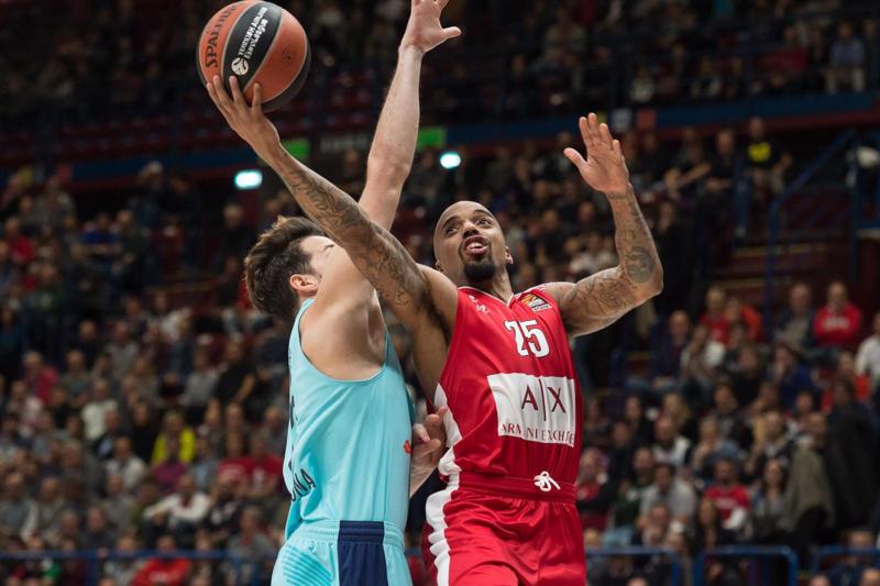 Olimpia Milano, che acuto in Eurolega: il Barcellona si inchina Olimpia Milano, che acuto in Eurolega: il Barcellona si inchina