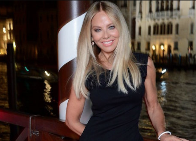 Ascolti TV Auditel: le Sirene di Ornella Muti affogano il Peter Pan di Bonolis Ascolti TV Auditel: le Sirene di Ornella Muti affogano il Peter Pan di Bonolis
