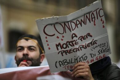 Millennials: il 55% pronto a fuggire all’estero. L’Aied lancia un concorso