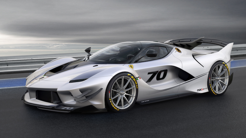 Ferrari FXX-K Evo destinata a pochi (benestanti) e selezionati Clienti Ferrari