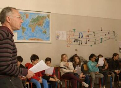 Walter Veltroni rieccolo: “Scuola di felicità”, la docu-serie su Sky