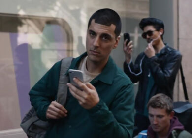 Samsung prendere in giro l’iPhone, guarda lo spot virale