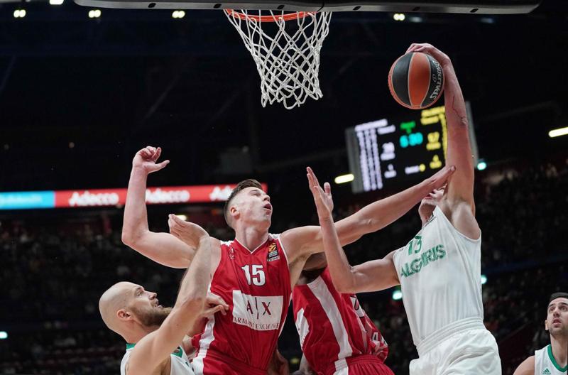 Eurolega: Olimpia Milano-Zalgiris 62-94. Pianigiani: “Troppo arrendevoli” Eurolega: Olimpia Milano-Zalgiris 62-94. Pianigiani: “Troppo arrendevoli”