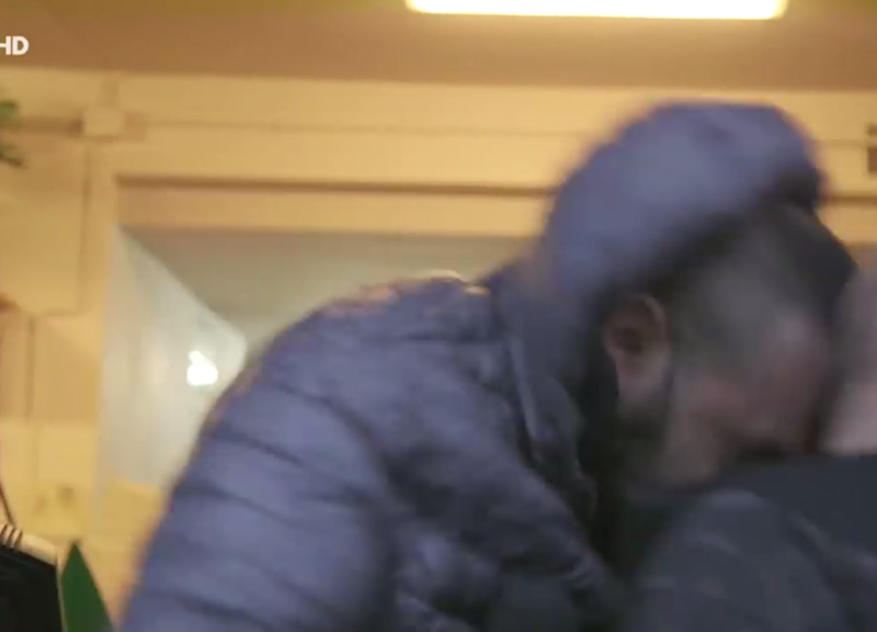 Ostia, aggressione Spada. Meloni, Di Pillo, Casapound, tutti contro tutti Ostia, aggressione Spada. Meloni, Di Pillo, Casapound, tutti contro tutti