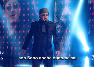 Crozza/Bono Vox commenta le accuse di evasione fiscale