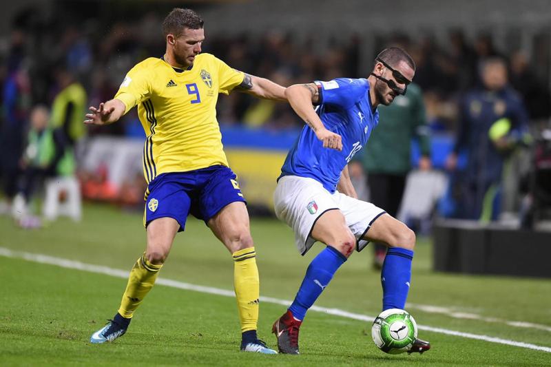 Italia-Svezia 0-0, fuori dai Mondiali. Ventura addio, ma “non mi sono dimesso” Italia-Svezia 0-0, fuori dai Mondiali. Ventura addio, ma “non mi sono dimesso”