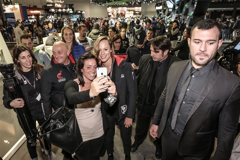 Federica Pellegrini, all’EICMA si respiravano i valori dello sport Federica Pellegrini, all’EICMA si respiravano i valori dello sport