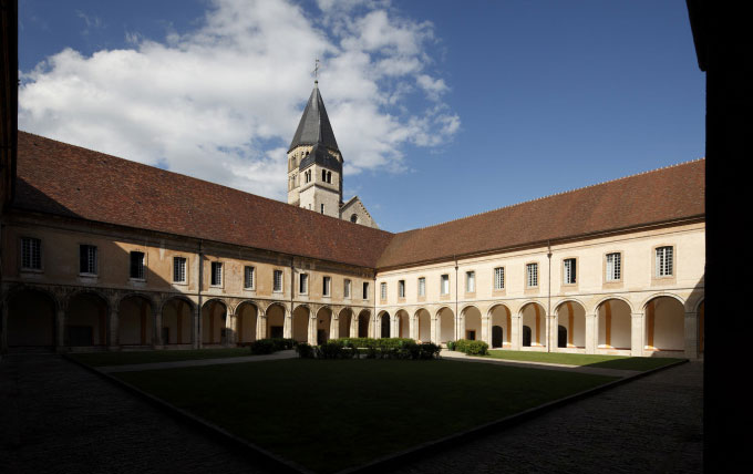 Abbazia di Cluny, scoperto un tesoro medievale Abbazia di Cluny, scoperto un tesoro medievale