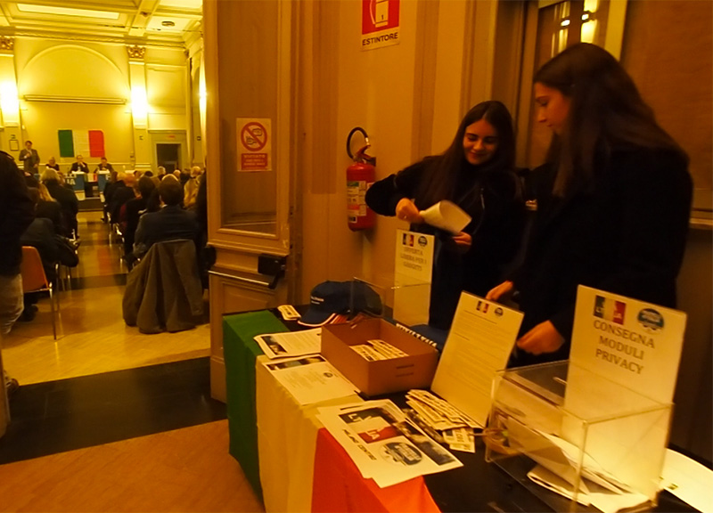 Milano, nasce la destra social: tutta pop, periferia e canzoni. FOTO-VIDEO