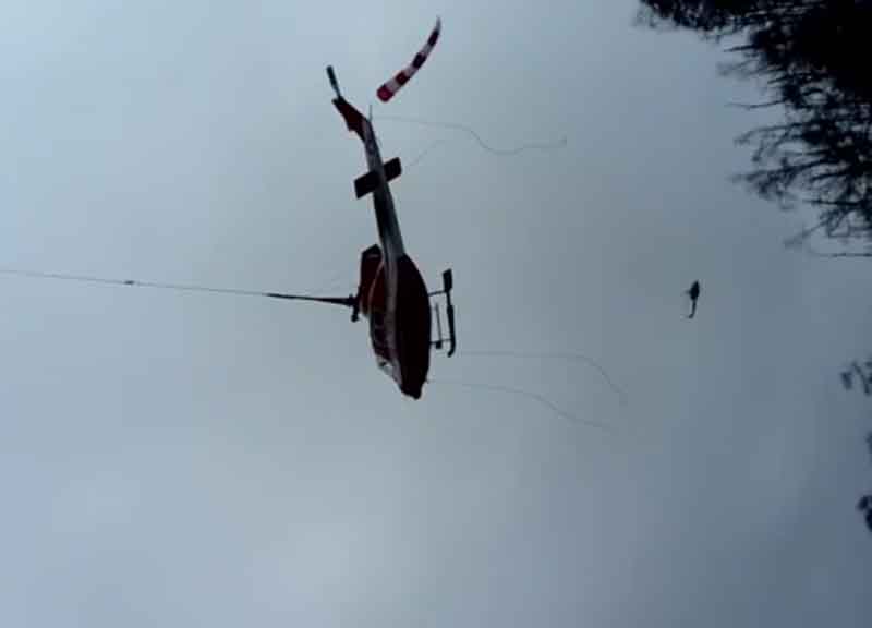 Regno Unito, incidente in volo tra aereo ed elicottero: 3 morti Regno Unito, incidente in volo tra aereo ed elicottero: 3 morti