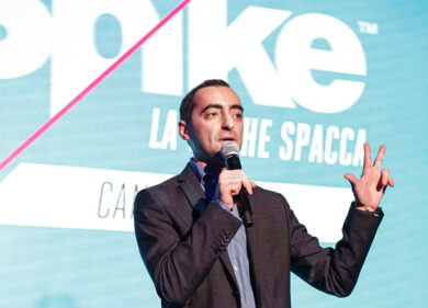 Spike, da Giulia Salemi a Le Capitane: le foto della festa a Garage Italia