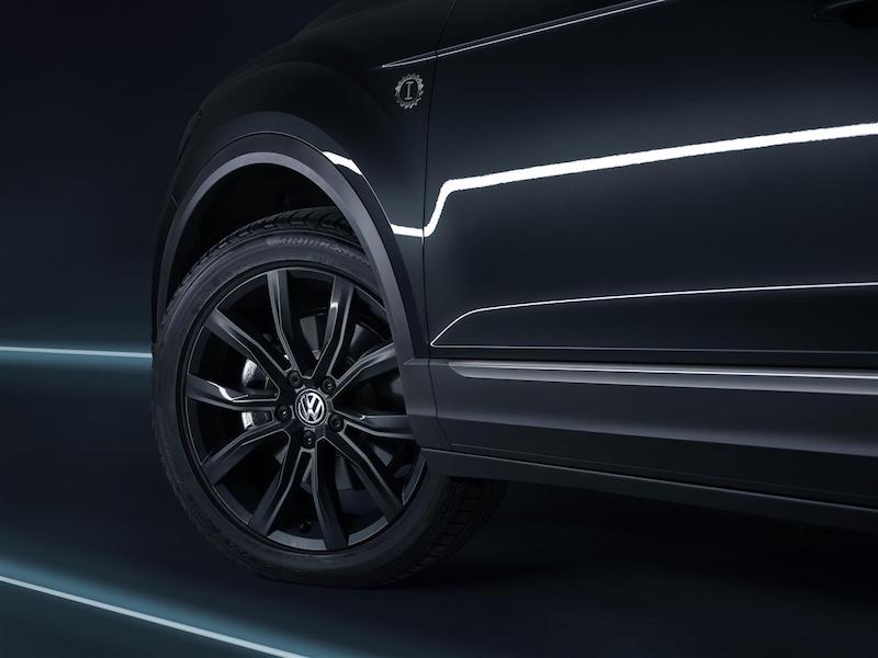 Volkswagen: la nuova T-Roc diventa Black e Cyber Volkswagen: la nuova T-Roc diventa Black e Cyber