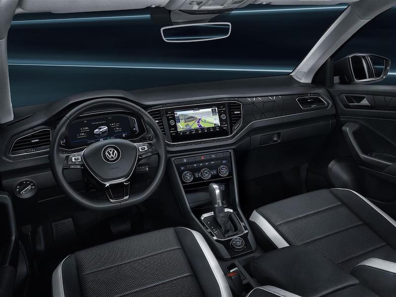 Volkswagen: la nuova T-Roc diventa Black e Cyber Volkswagen: la nuova T-Roc diventa Black e Cyber