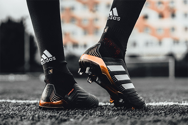 Adidas, lancia Predator 18+. Ecco in campo Pogba e Rakitic Adidas, lancia Predator 18+. Ecco in campo Pogba e Rakitic