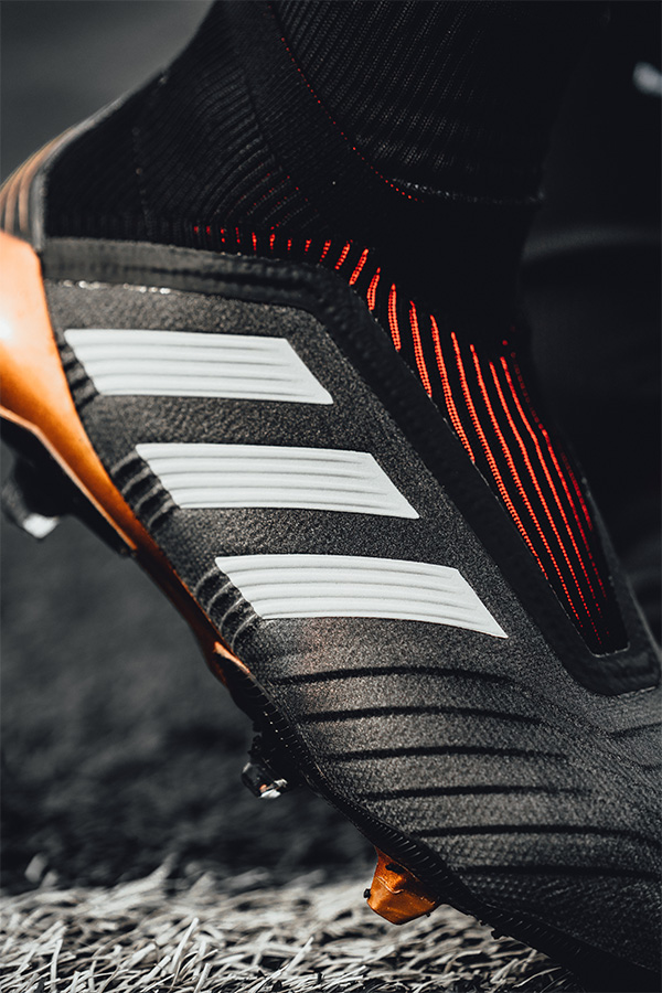 Adidas, lancia Predator 18+. Ecco in campo Pogba e Rakitic Adidas, lancia Predator 18+. Ecco in campo Pogba e Rakitic