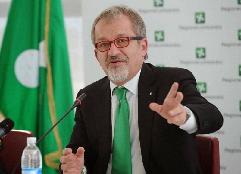 Autonomia, Maroni frenato dal Governo: “Impossibile per tutte e 23 le materie” Autonomia, Maroni frenato dal Governo: “Impossibile per tutte e 23 le materie”