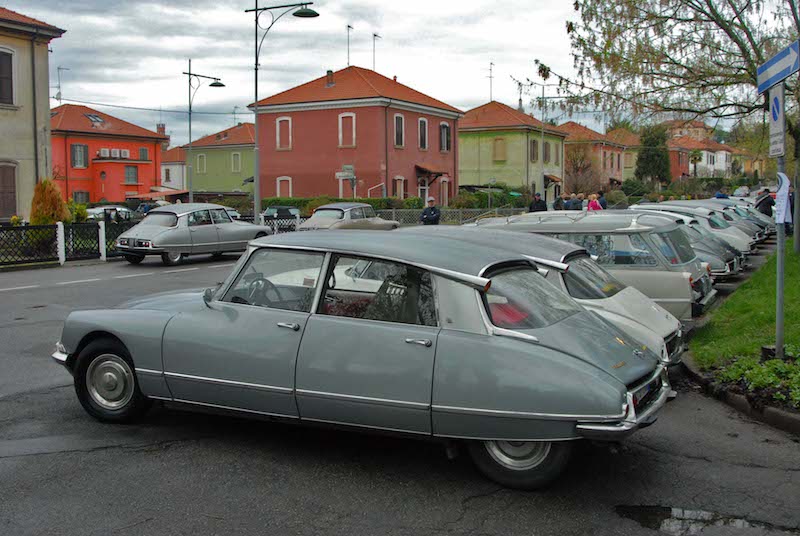 Citroën, la storia viaggia sulle quattro ruote
