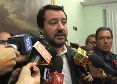 Biotestamento, Salvini choc: “Mi occupo di vivi, non di morti”