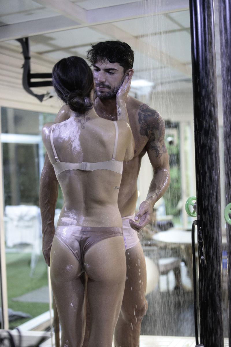Grande Fratello Vip 2, Belen: annuncio clamoroso nell’ultima puntata del GF VIP 2 Grande Fratello Vip 2, Belen: annuncio clamoroso nell’ultima puntata del GF VIP 2