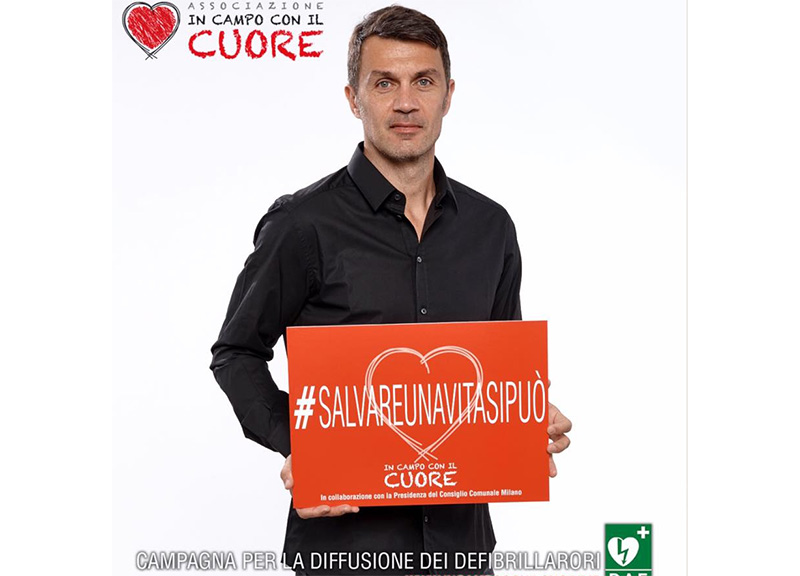 Nazionale Artisti Tv, In Campo con il Cuore le regala un defibrillatore