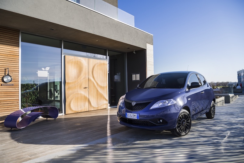 Sulla passerella del Motorshow  “sfila” la raffinata Ypsilon Unyca