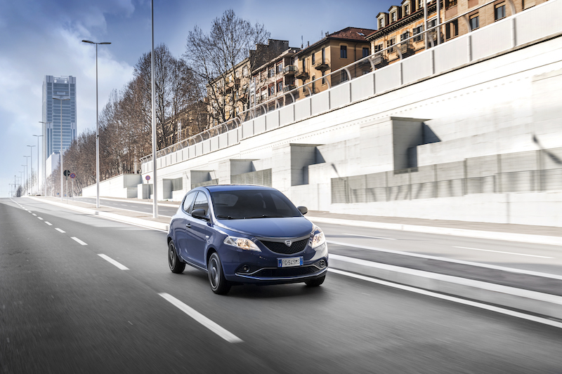 Sulla passerella del Motorshow  “sfila” la raffinata Ypsilon Unyca