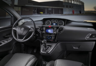 Sulla passerella del Motorshow  “sfila” la raffinata Ypsilon Unyca