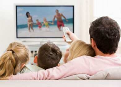 Le 4 regole d’oro di Samsung per il binge-watching, una scorpacciata di tv