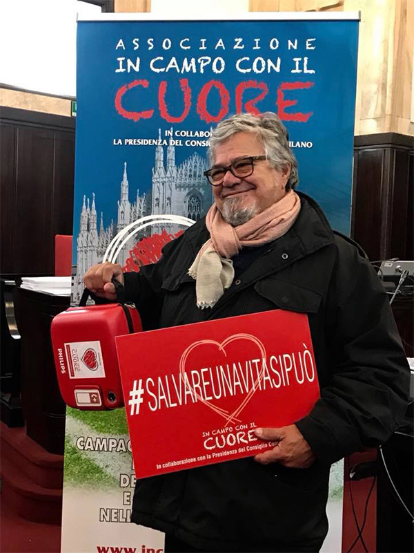 Nazionale Artisti Tv, In Campo con il Cuore le regala un defibrillatore