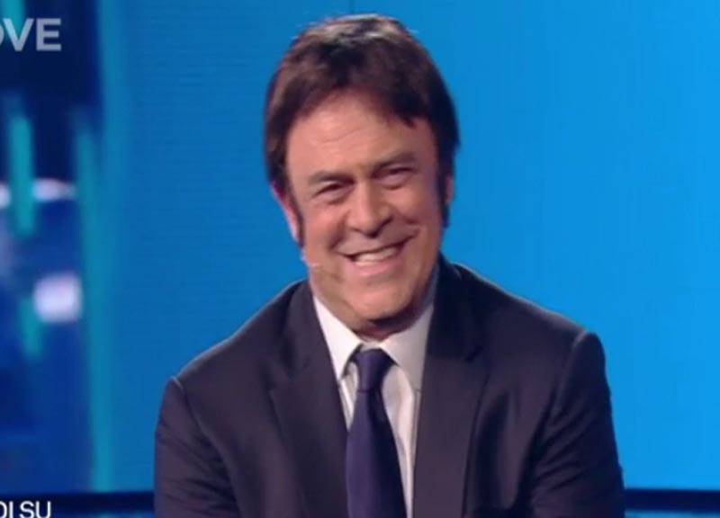 Fratelli di Crozza: Di Battista, ecco perché non mi candido e su Di Maio… Fratelli di Crozza: Di Battista, ecco perché non mi candido e su Di Maio…