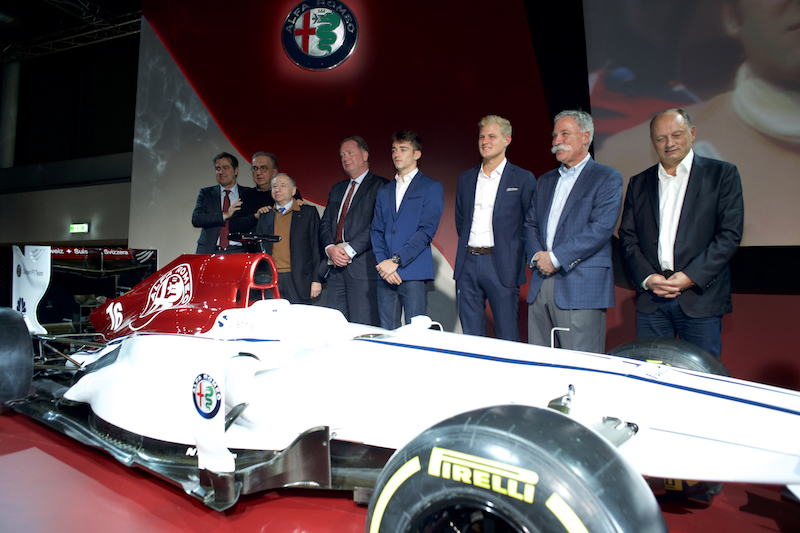 F1, Marchionne: “Ritorno Alfa Romeo storico. Addio Ferrari minaccia seria” F1, Marchionne: “Ritorno Alfa Romeo storico. Addio Ferrari minaccia seria”
