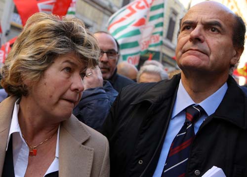 La Cgil anti-Renzi sta con Grasso. E Berlusconi gode La Cgil anti-Renzi sta con Grasso. E Berlusconi gode