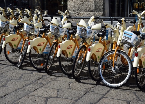 Milano: sconto natalizio sul bike sharing del Comune Milano: sconto natalizio sul bike sharing del Comune