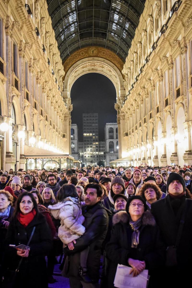 La Prima della Scala invade la città, dalla Galleria alla Fondazione Feltrinelli La Prima della Scala invade la città, dalla Galleria alla Fondazione Feltrinelli