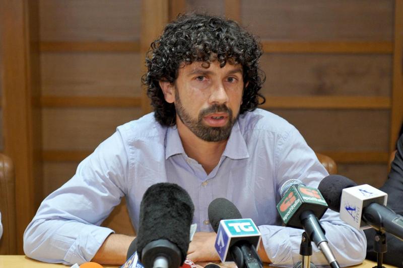 Figc, Tavecchio in sella fino al 31 gennaio. Ulivieri spinge per Tommasi Figc, Tavecchio in sella fino al 31 gennaio. Ulivieri spinge per Tommasi