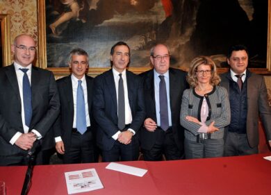 5G, sperimentazione a Milano: “100% della popolazione raggiunta nel 2019”