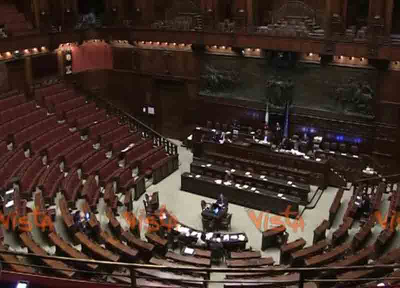 Elezioni politiche 2018, Tangentopoli prima del voto? La “bomba” di Cacciari Elezioni politiche 2018, Tangentopoli prima del voto? La “bomba” di Cacciari