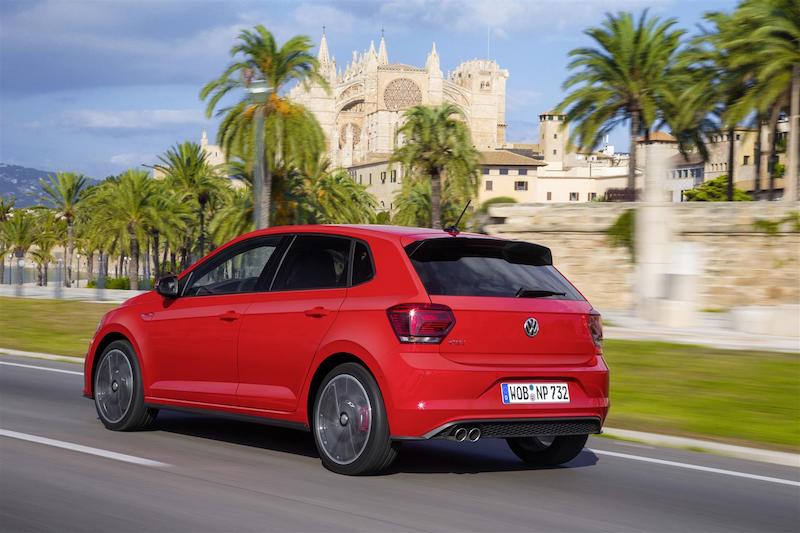 Volkswagen Polo GTI: la compatta tedesca diventa sportiva Volkswagen Polo GTI: la compatta tedesca diventa sportiva