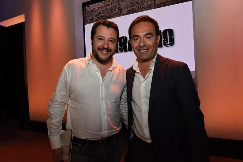 Galleria foto 'Docente trasferita a Forlì torna in Puglia. Noi con Salvini: “Vittoria”' - foto 1