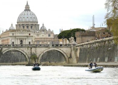 Roma come Miami, il sogno di Raggi in riva al Tevere: una spiaggia a Marconi