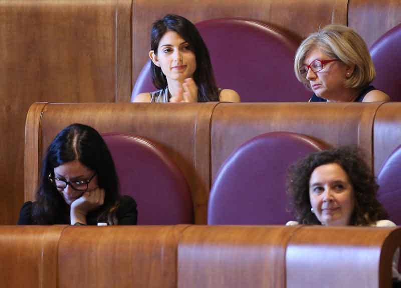 Rifiuti, Muraro: “Ama mi vuole pagare per lavoro mai fatto. È grave” Rifiuti, Muraro: “Ama mi vuole pagare per lavoro mai fatto. È grave”