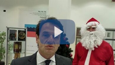 Con Poste Italiane la tradizione delle letterine a Babbo Natale oggi a Verona