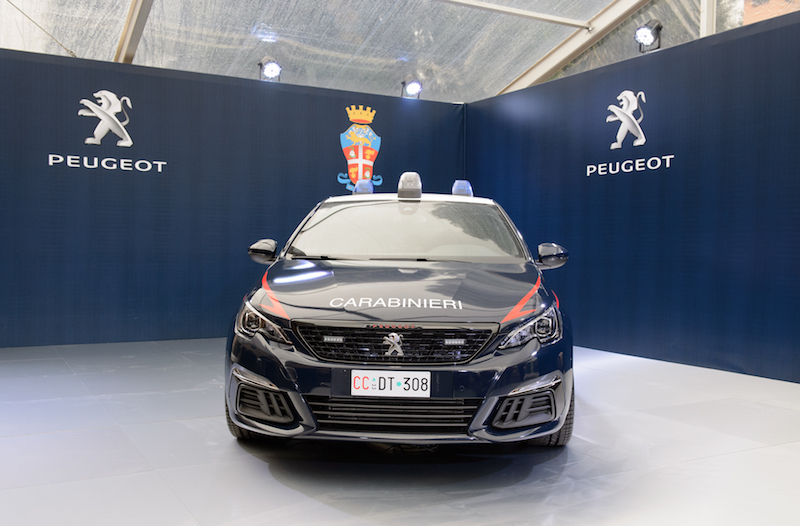 la Nuova Peugeot 308 GTi veste i colori dell’Arma dei Carabinieri la Nuova Peugeot 308 GTi veste i colori dell’Arma dei Carabinieri