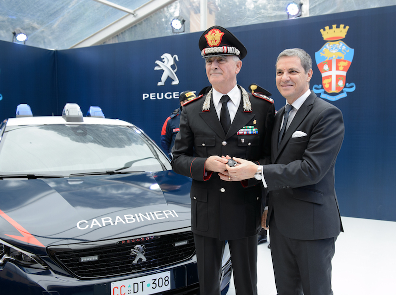 la Nuova Peugeot 308 GTi veste i colori dell’Arma dei Carabinieri la Nuova Peugeot 308 GTi veste i colori dell’Arma dei Carabinieri