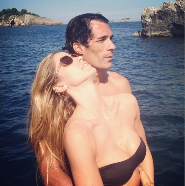 Il figlio di Elena Santarelli è gravemente malato. Messaggio choc su Instagram Il figlio di Elena Santarelli è gravemente malato. Messaggio choc su Instagram