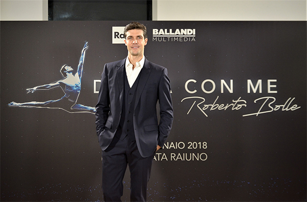 Roberto Bolle, Danza Con Me su Rai 1 con Pif, Tiziano Ferro e…