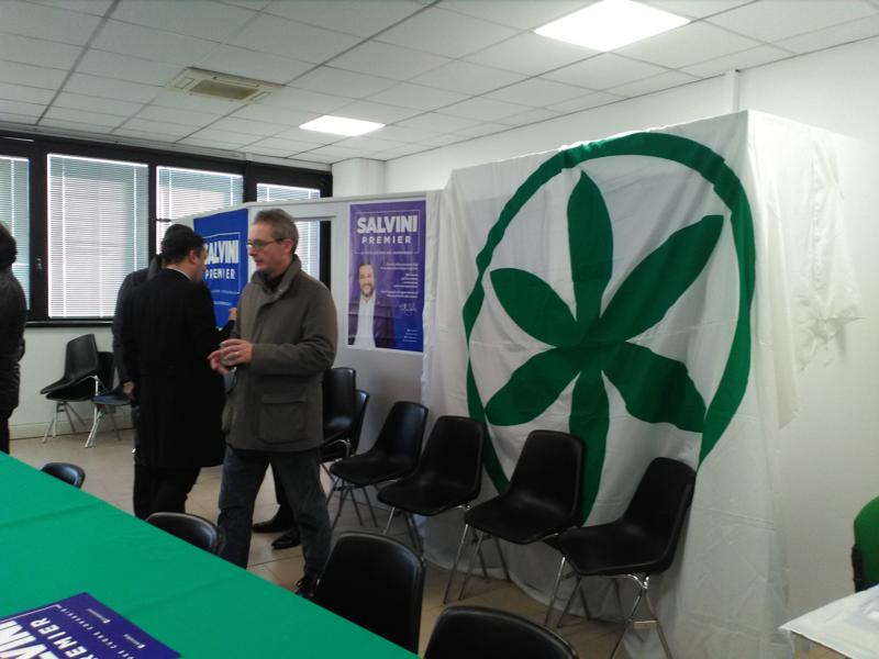 Lega, nuovo simbolo senza Nord con Salvini Premier: il partito cresce e cambia