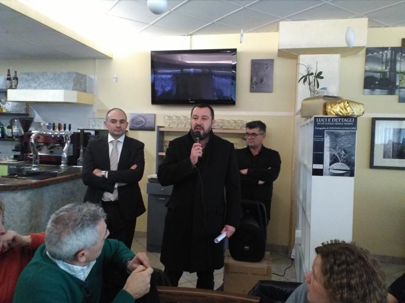 Lega, nuovo simbolo senza Nord con Salvini Premier: il partito cresce e cambia