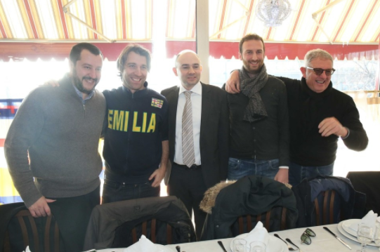 Lega, nuovo simbolo senza Nord con Salvini Premier: il partito cresce e cambia